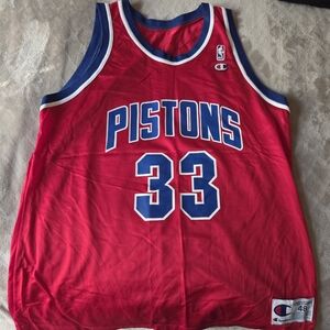 Vintage Champion Red and Blue Detroit Pistons Jersey Grant Hill